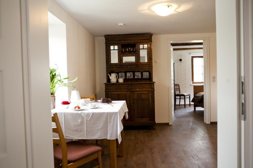 Pension Alte Schmiede Zabeltitz Exterior photo