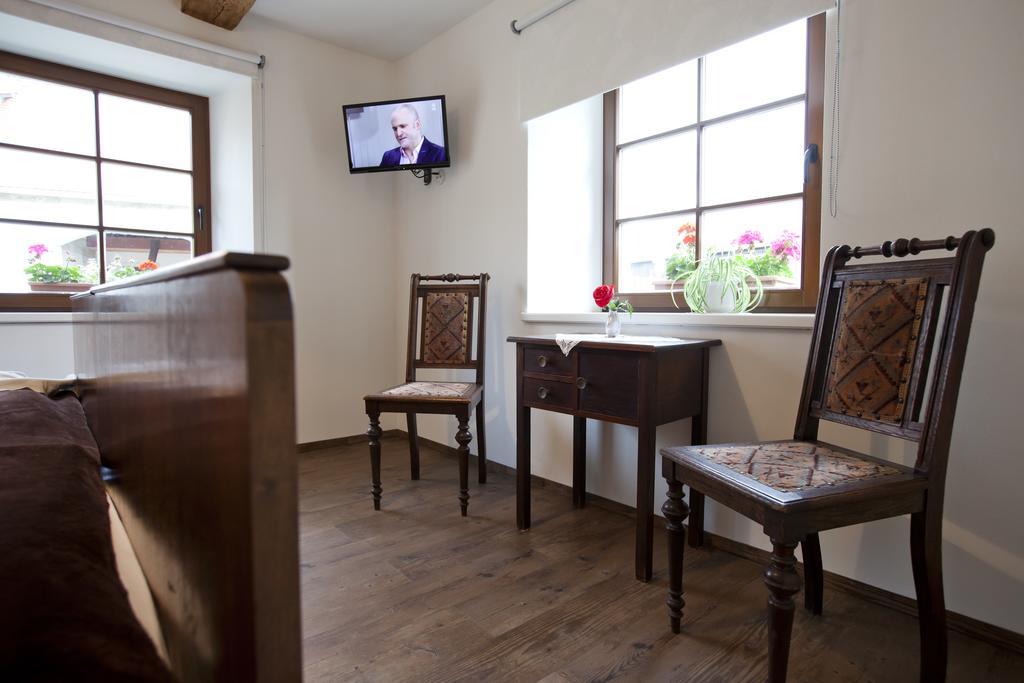 Pension Alte Schmiede Zabeltitz Room photo